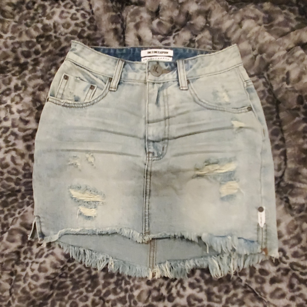 NWOT ONETEASPOON Skirt
